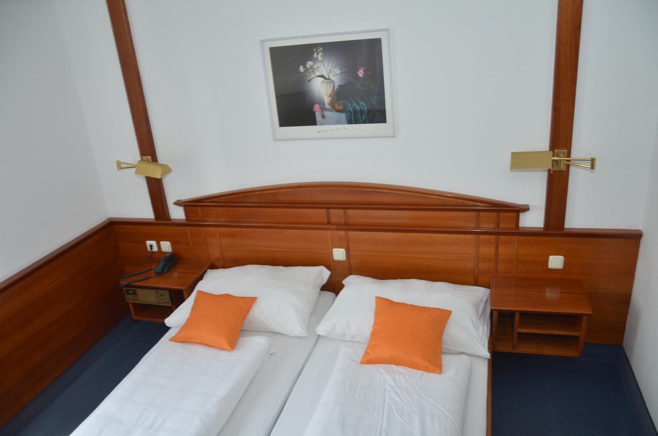 Hotel Gasthof Stoeckler Enns Zewnętrze zdjęcie